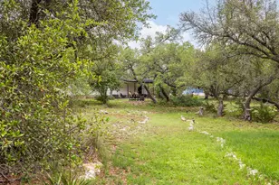2591 Spring Valley Dr, Dripping Springs, TX 78620 - Photo 17