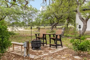 2591 Spring Valley Dr, Dripping Springs, TX 78620 - Photo 17