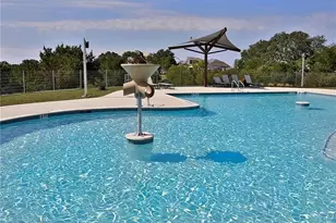 129 San Domenico Cv, Georgetown, TX 78628 - Photo 33