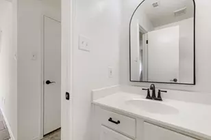 512 Woodford Dr, Cedar Park, TX 78613 - Photo 17