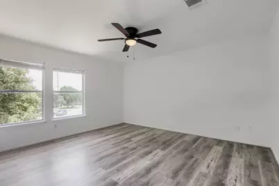 512 Woodford Drive, Cedar Park, TX 78613 - Photo 11