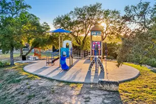 7906 Turnback Ledge Trail, Lago Vista, TX 78645 - Photo 33