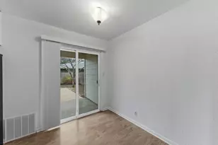 2711 St Edwards Cir, Austin, TX 78704 - Photo 27