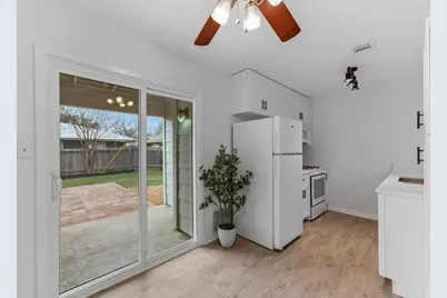 2711 Saint Edwards Circle, Austin, TX 78704 - Photo 17