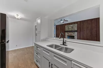 2711 Saint Edwards Circle, Austin, TX 78704 - Photo 23