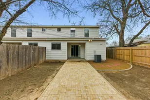 2711 St Edwards Cir, Austin, TX 78704 - Photo 35