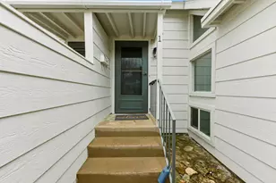 2711 St Edwards Cir, Austin, TX 78704 - Photo 11