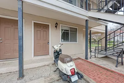 1010 W 23rd Street #6, Austin, TX 78705 - Photo 3
