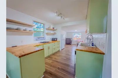 1120 Mark Street, Austin, TX 78721 - Photo 9
