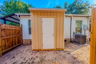 1120 Mark St, Austin, TX 78721 - Photo 19