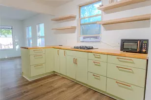 1120 Mark St, Austin, TX 78721 - Photo 7