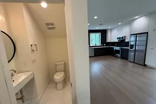 3510 Lyons Rd, Austin, TX 78702 - Photo 11