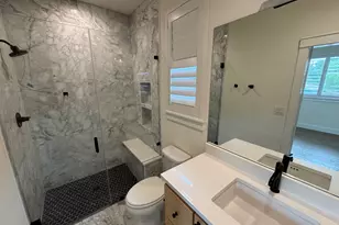 3510 Lyons Rd, Austin, TX 78702 - Photo 7
