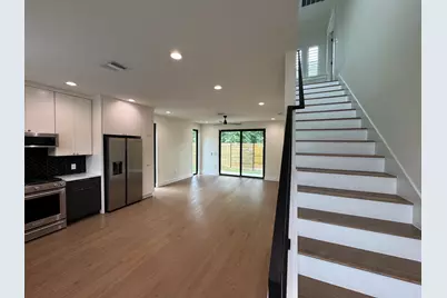 3510 Lyons Road, Austin, TX 78702 - Photo 5
