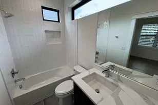 3510 Lyons Rd, Austin, TX 78702 - Photo 9