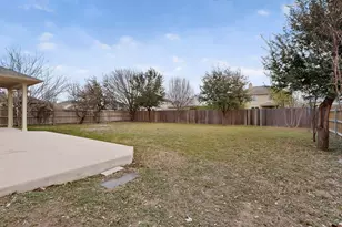 322 Lone Star Blvd, Hutto, TX 78634 - Photo 29