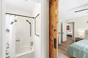 7210 Towering Oaks Dr, Austin, TX 78745 - Photo 21