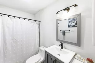 7210 Towering Oaks Dr, Austin, TX 78745 - Photo 29