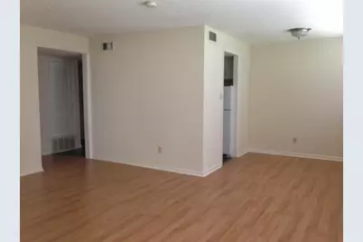 706 W 34th Street #102, Austin, TX 78705 - Photo 3