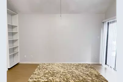 513 South Park Drive #302, Austin, TX 78704 - Photo 5