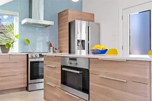 5900 Ventus St, Austin, TX 78721 - Photo 9