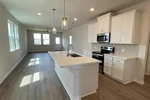 212 Breccia Trl, Liberty Hill, TX 78642 - Photo 3