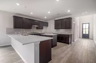3924 Mineral Dr, Leander, TX 78641 - Photo 3