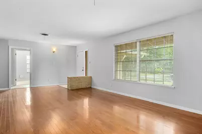 5509 Mapleleaf Drive, Austin, TX 78723 - Photo 3