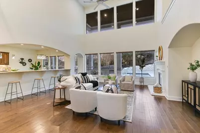 600 Emerald Ridge Drive, Austin, TX 78732 - Photo 9