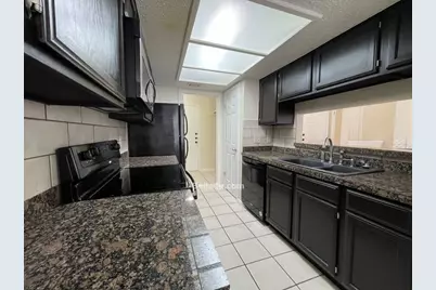 512 Eberhart Lane #605, Austin, TX 78745 - Photo 7