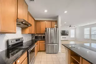 12637 Orch Grv Ln, Manor, TX 78653 - Photo 11