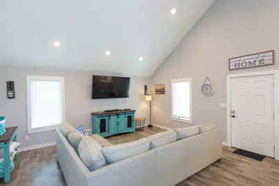 119 Beach Front Drive, Matagorda, TX 77457 - Photo 11