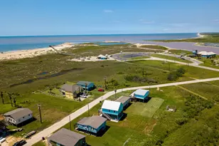 119 Beach Front Dr, Matagorda, TX 77457 - Photo 5