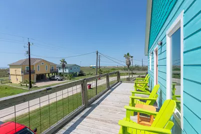 119 Beach Front Drive, Matagorda, TX 77457 - Photo 7