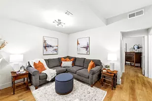 1910 Robbins Pl, Austin, TX 78705 - Photo 7