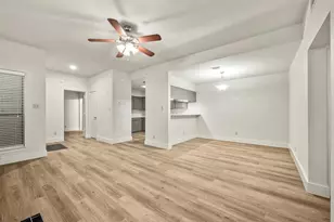 1910 Robbins Pl, Austin, TX 78705 - Photo 11