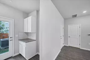 9015 Cattle Baron Path, Austin, TX 78747 - Photo 11