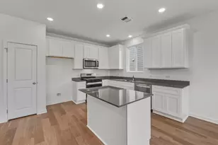 820 Cardenas St, San Marcos, TX 78666 - Photo 3