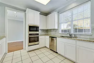 4010 Long Champ Dr, Austin, TX 78746 - Photo 13