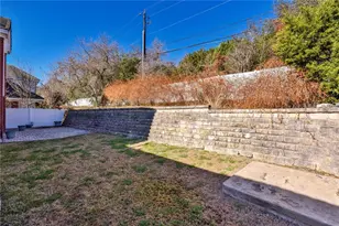 4010 Long Champ Dr, Austin, TX 78746 - Photo 31