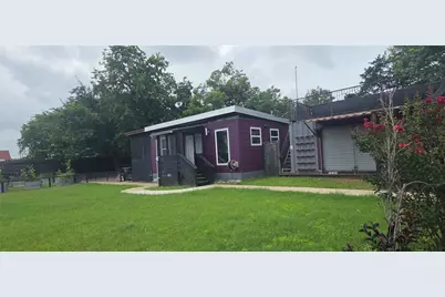 916 S Main Street, Lockhart, TX 78644 - Photo 1