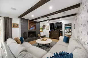 8707 Primrose Ln, Austin, TX 78757 - Photo 11