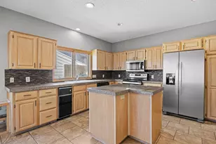 114 Paragon Ct, Lakeway, TX 78734 - Photo 5