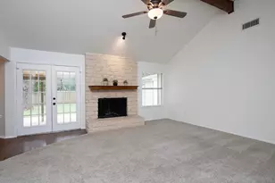 910 Garden View Dr, Georgetown, TX 78628 - Photo 5