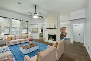 1810 Parkwood Dr, Leander, TX 78641 - Photo 3