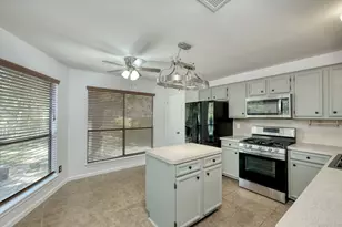 1810 Parkwood Dr, Leander, TX 78641 - Photo 9