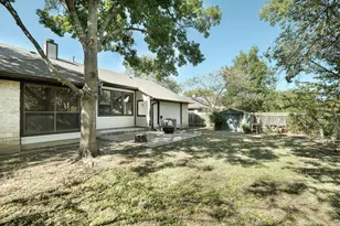 1810 Parkwood Dr, Leander, TX 78641 - Photo 25