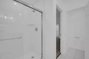 1000 E Fannin St, Luling, TX 78648 - Photo 15