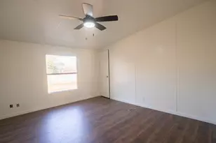 404 S Mill St, Flatonia, TX 78941 - Photo 17