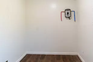 404 S Mill St, Flatonia, TX 78941 - Photo 31